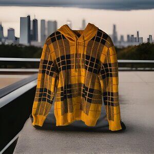 AMERICAN RAG Mens Gold Work Sweater